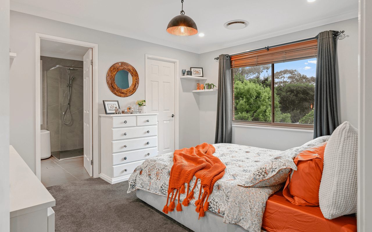 14 Hillier Close, CAMDEN PARK, NSW 2570