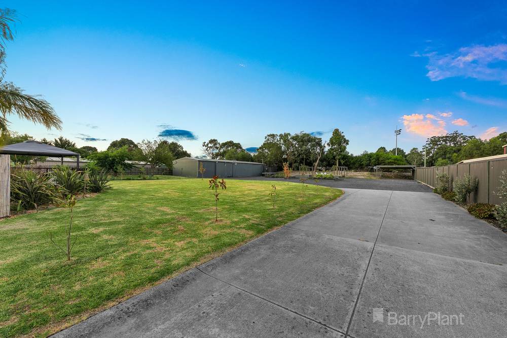 60 Earlston Circuit, Cranbourne, VIC 3977