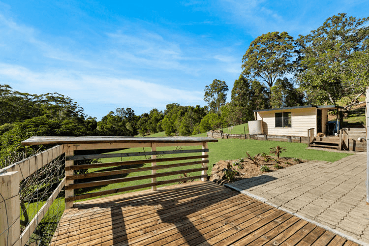 71  Towen Mount Road, TOWEN MOUNTAIN, QLD 4560