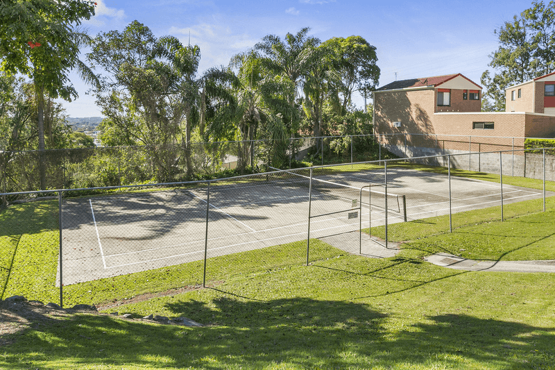 1/1A Mcleod Street, HIGHLAND PARK, QLD 4211