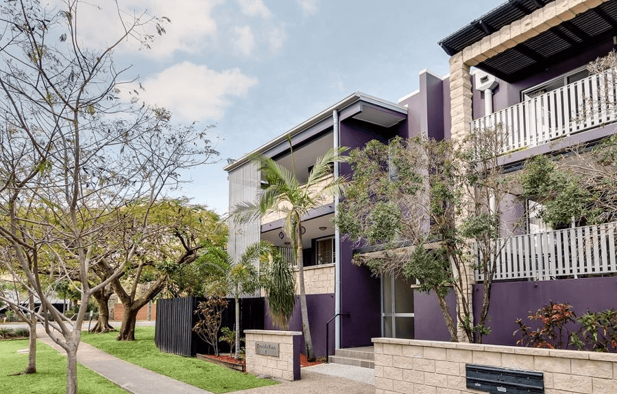 4/8 Wakefield Street, COORPAROO, QLD 4151