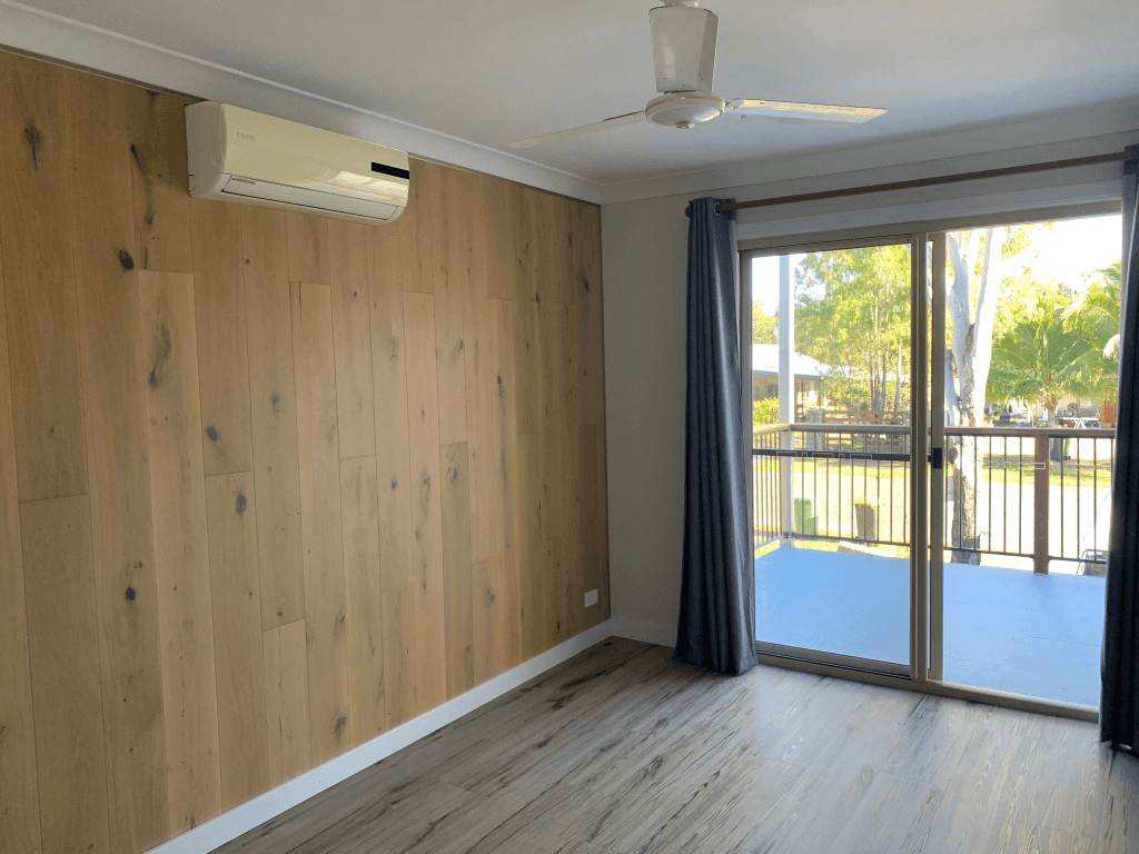 2/30 Marine Parade, MIDGE POINT, QLD 4799