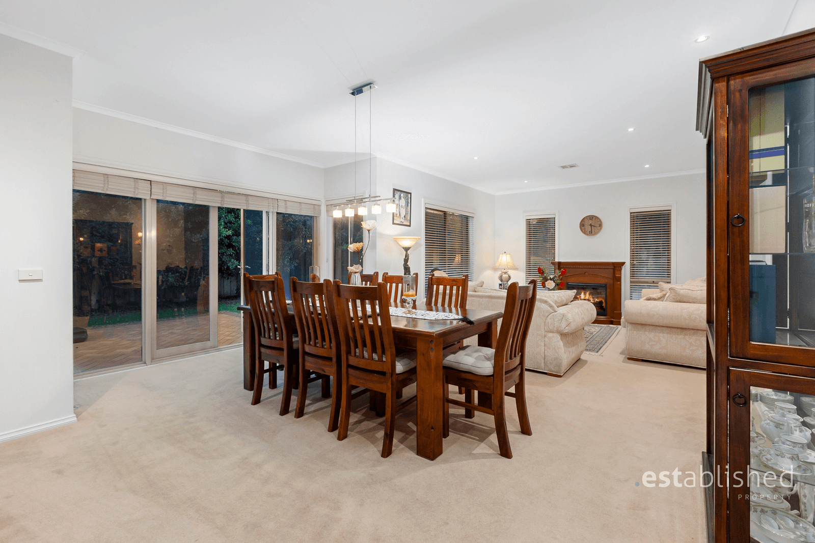 11 Springbrook Place, SANCTUARY LAKES, VIC 3030