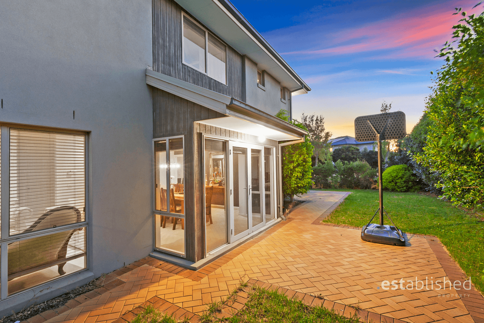 11 Springbrook Place, SANCTUARY LAKES, VIC 3030