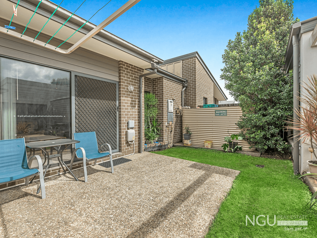 2/59 Glorious Promenade, Redbank Plains, QLD 4301