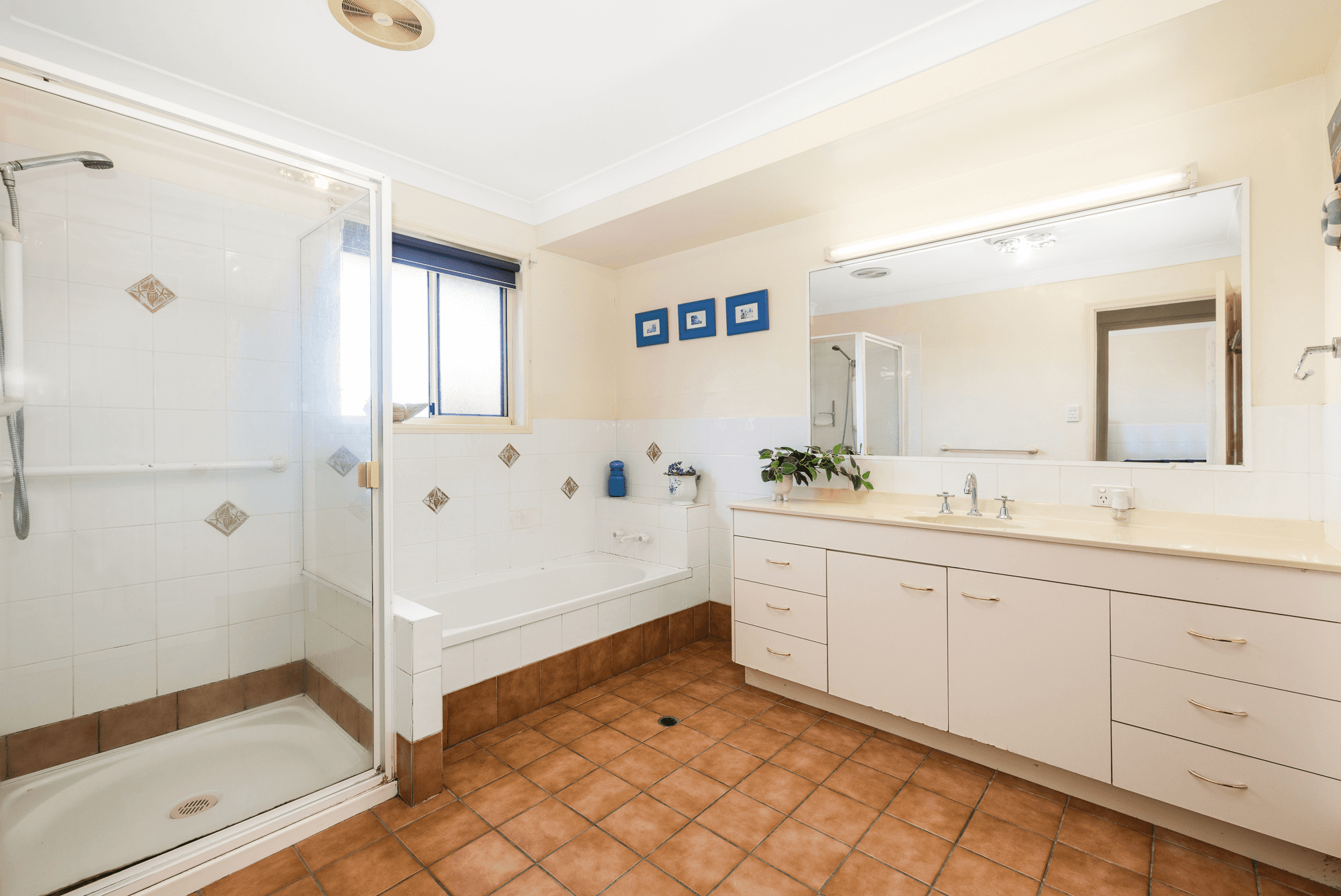 43 Peterson Road, Woodford, QLD 4514