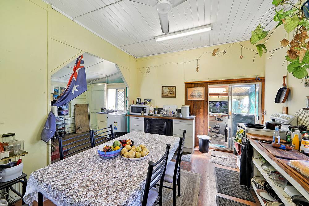 22 May Street, GIN GIN, QLD 4671