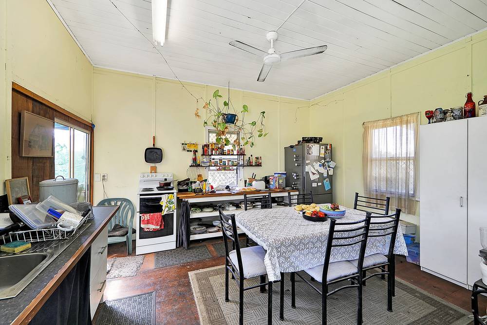 22 May Street, GIN GIN, QLD 4671