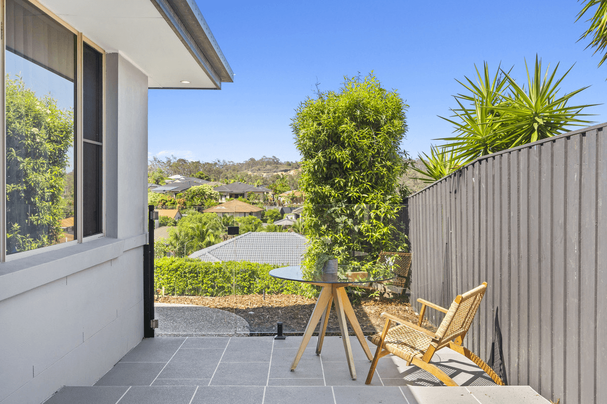 10 Sirec Way, Burleigh Heads, QLD 4220