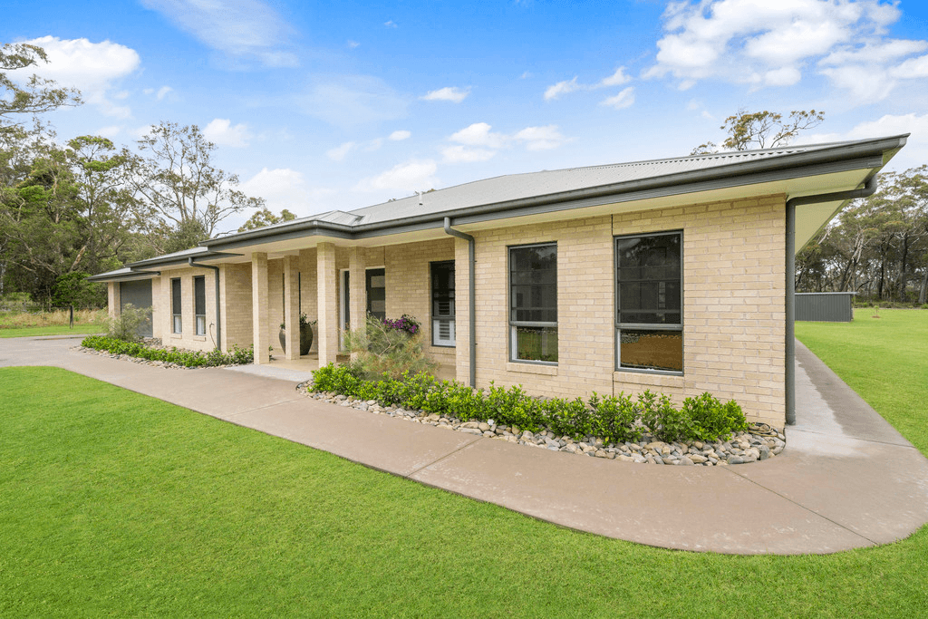 10 Carron Close, ARAKOON, NSW 2431