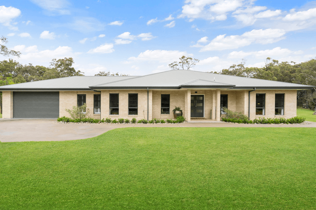 10 Carron Close, ARAKOON, NSW 2431