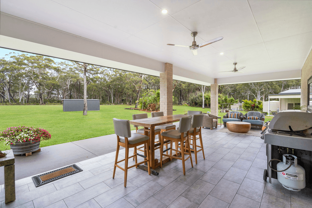 10 Carron Close, ARAKOON, NSW 2431