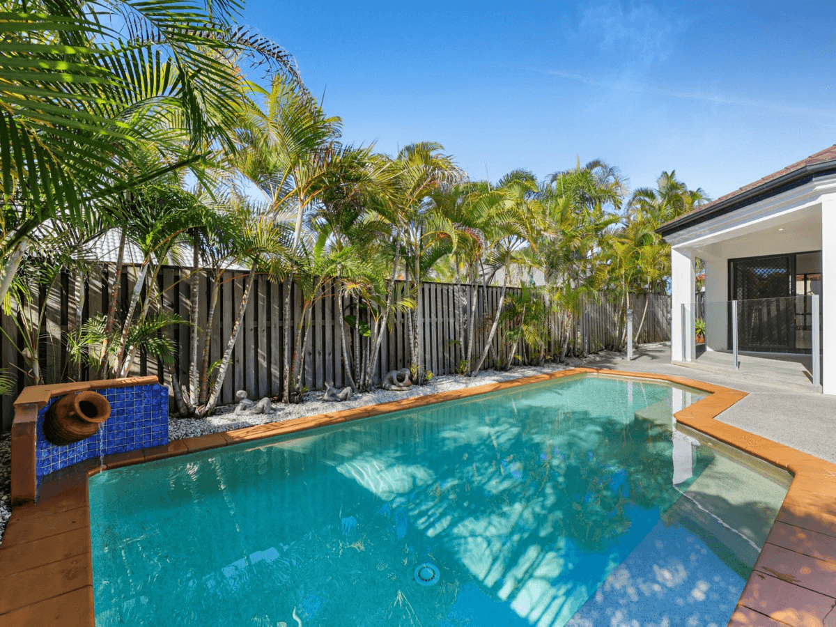 12 Torrey Place, ROBINA, QLD 4226