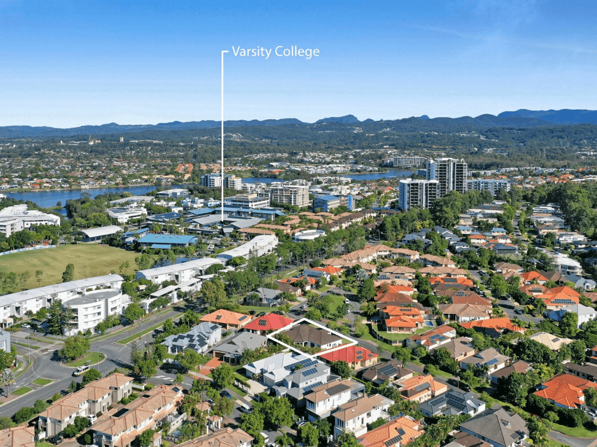 12 Torrey Place, ROBINA, QLD 4226