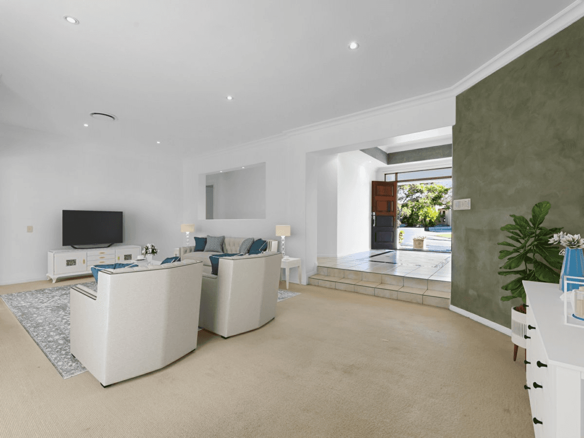 12 Torrey Place, ROBINA, QLD 4226