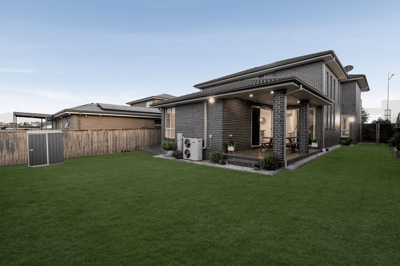 55 Gledswood Hills Drive, GLEDSWOOD HILLS, NSW 2557