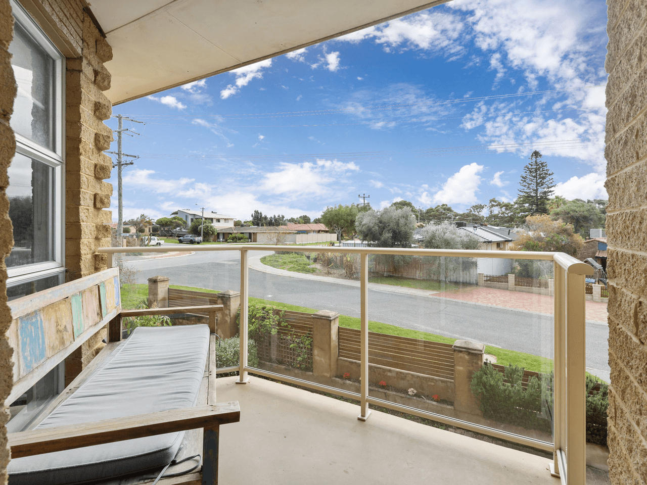 2 Gunida Street, MULLALOO, WA 6027