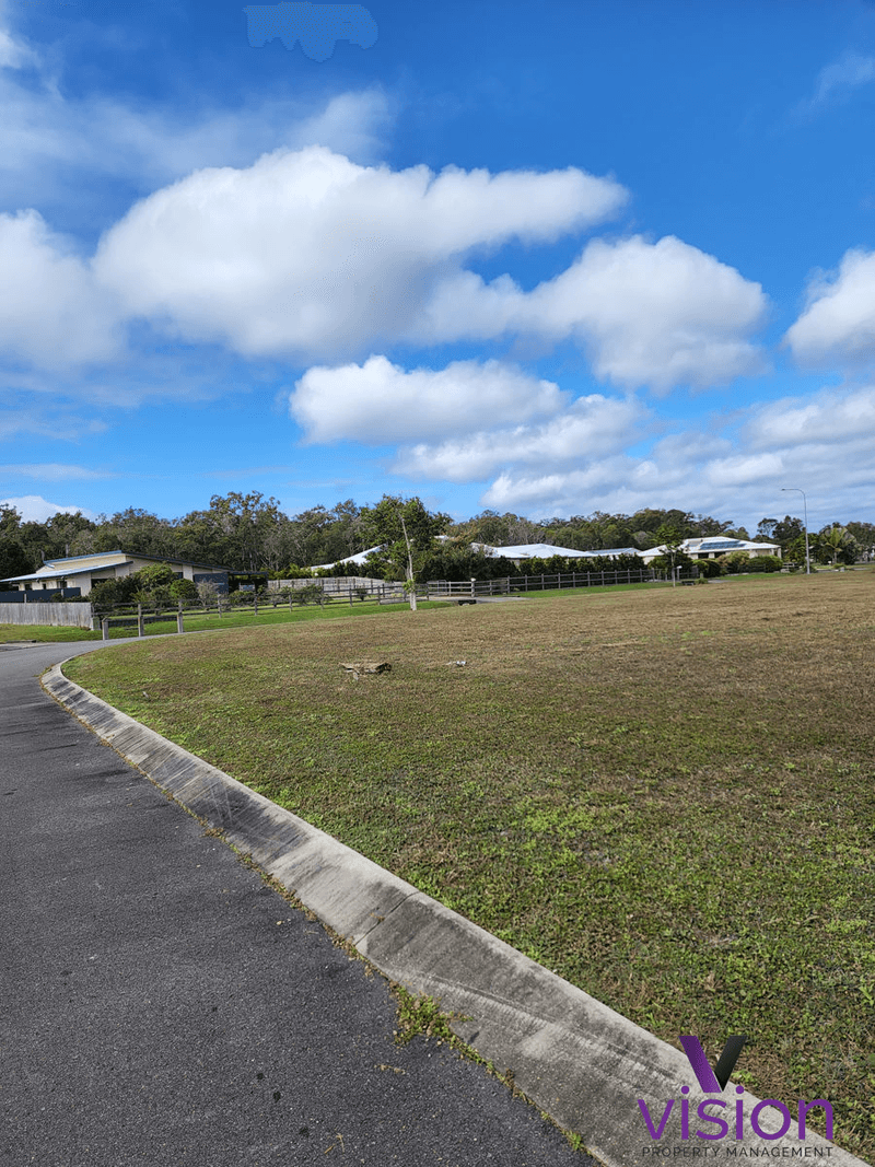 12 Whimbrel Place, BOONOOROO, QLD 4650