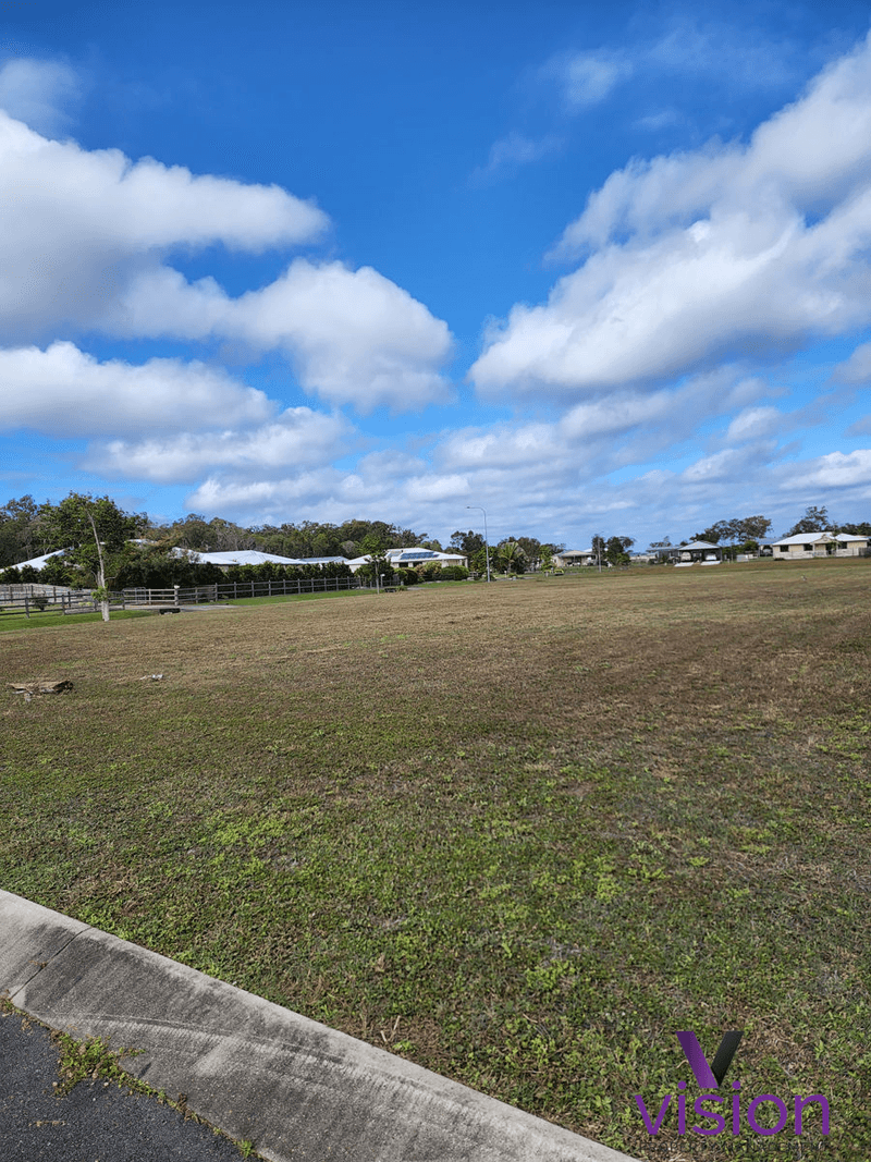 12 Whimbrel Place, BOONOOROO, QLD 4650