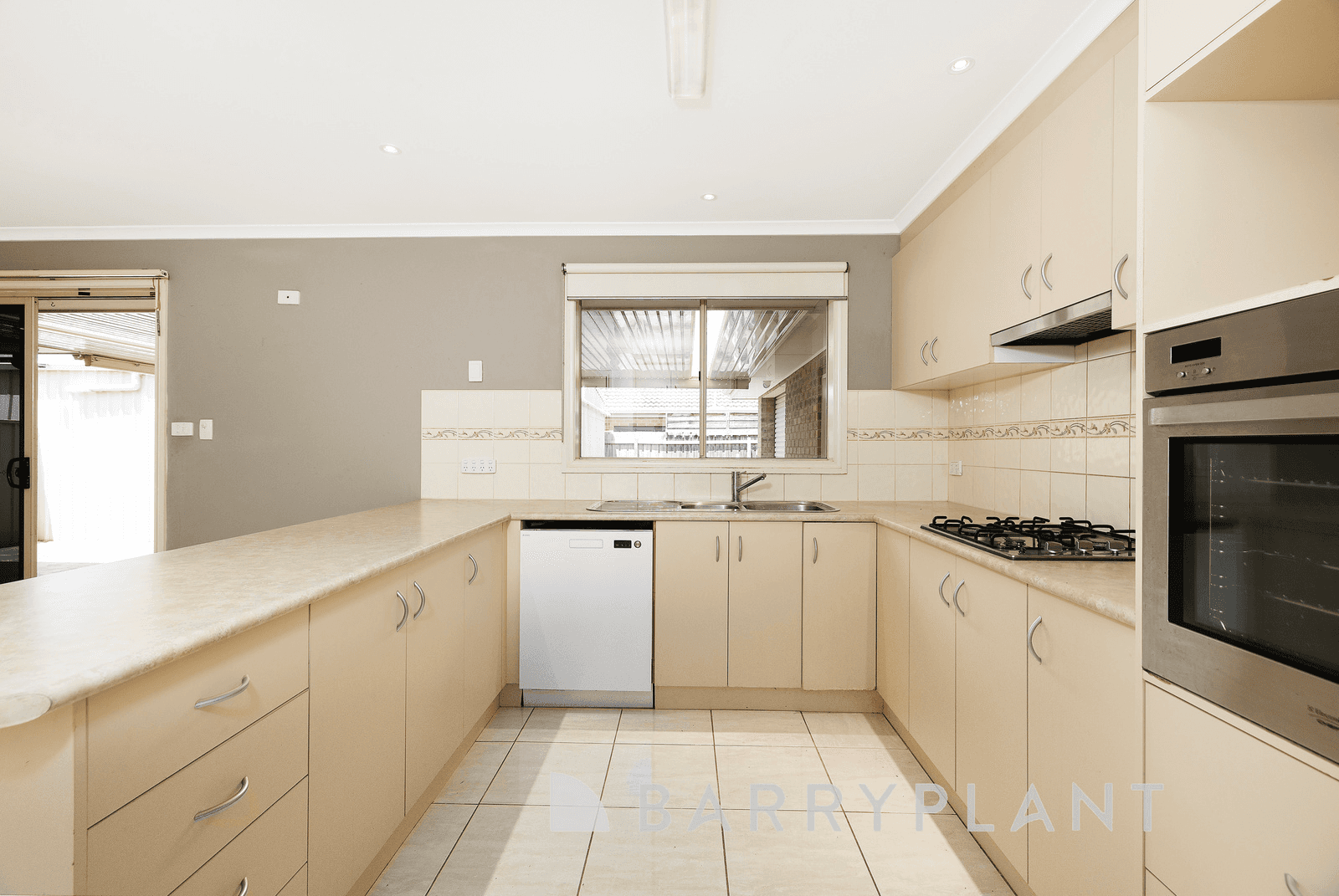 14 Arwon Street, Kurunjang, VIC 3337