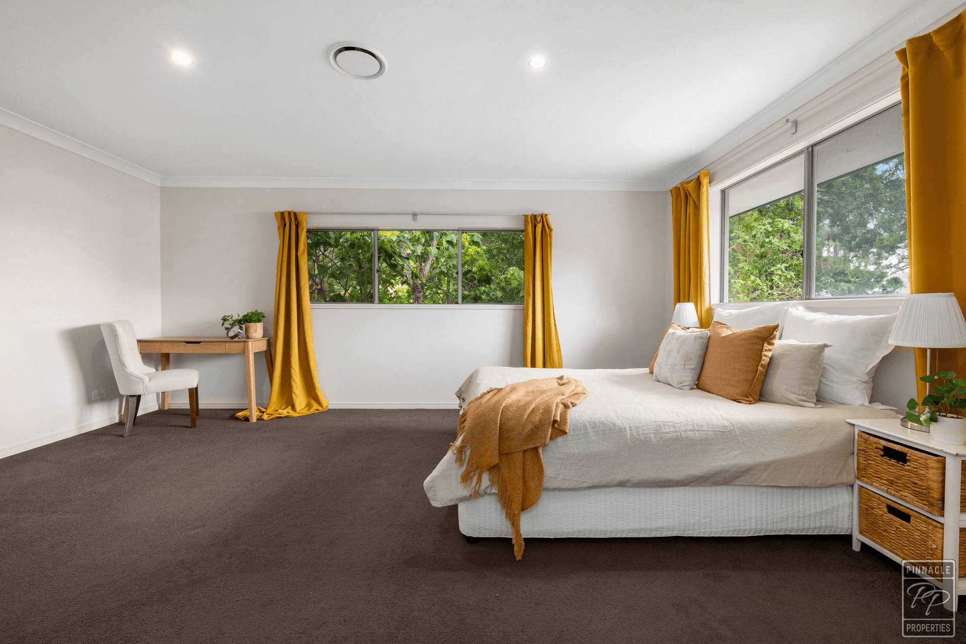 40 Ruthven Street, Corinda, QLD 4075