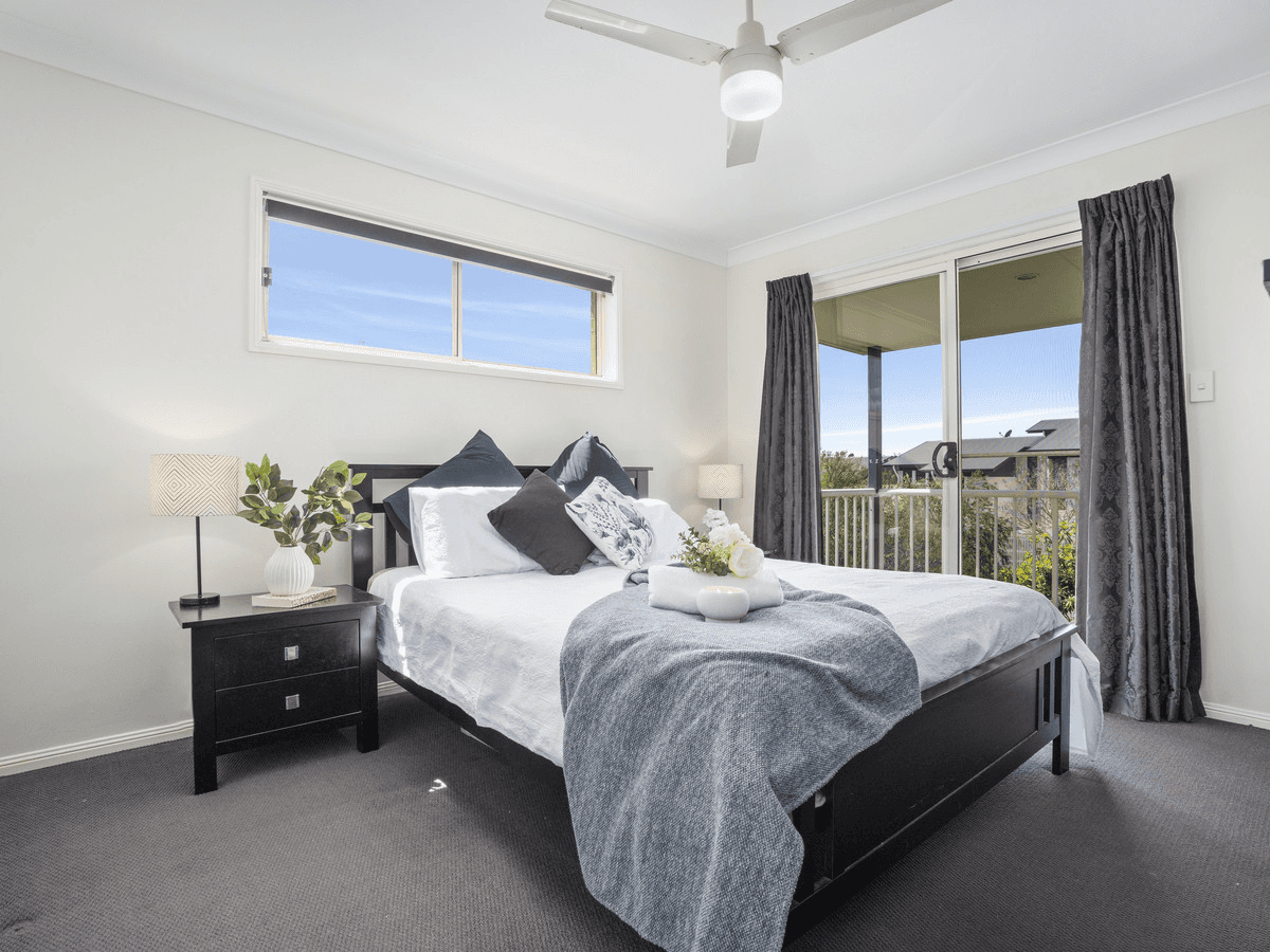 42/31 Archipelago Street, PACIFIC PINES, QLD 4211