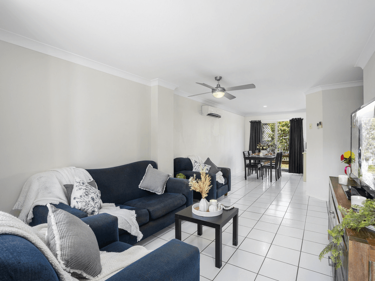 42/31 Archipelago Street, PACIFIC PINES, QLD 4211