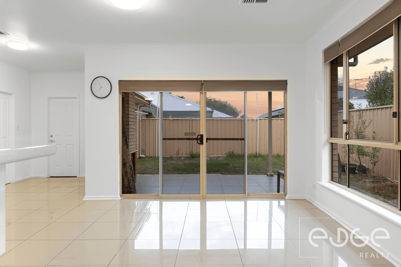 90 Douglas Drive, MUNNO PARA, SA 5115