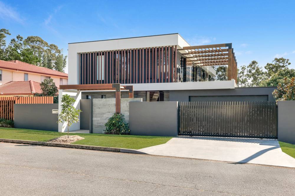 5 Maxwell Brown Drive, Southport, QLD 4215