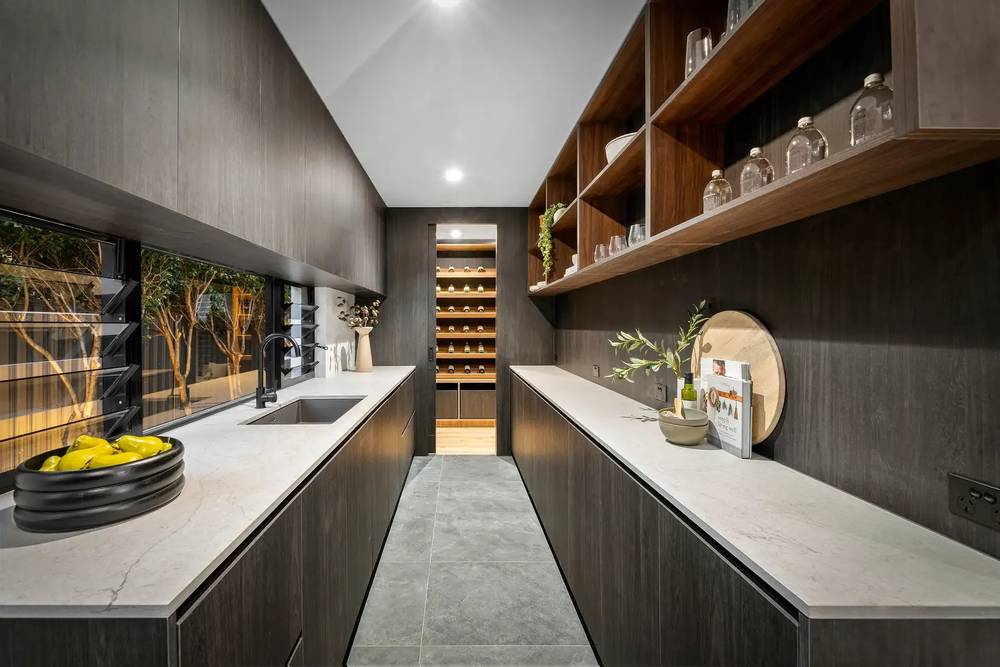 5 Maxwell Brown Drive, Southport, QLD 4215