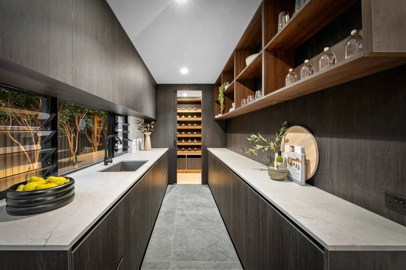 5 Maxwell Brown Drive, Southport, QLD 4215