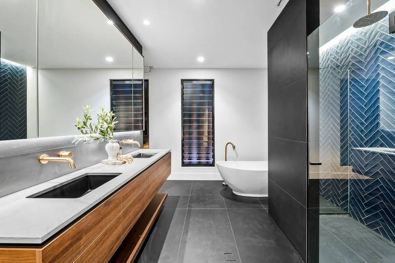 5 Maxwell Brown Drive, Southport, QLD 4215