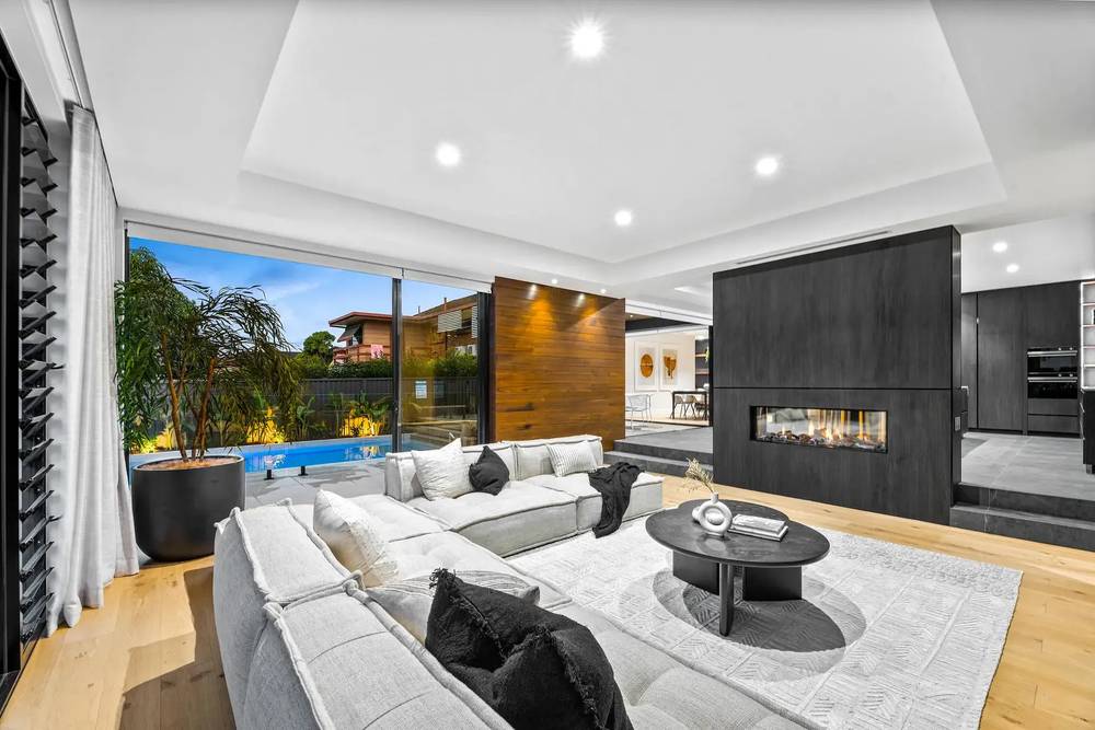 5 Maxwell Brown Drive, Southport, QLD 4215