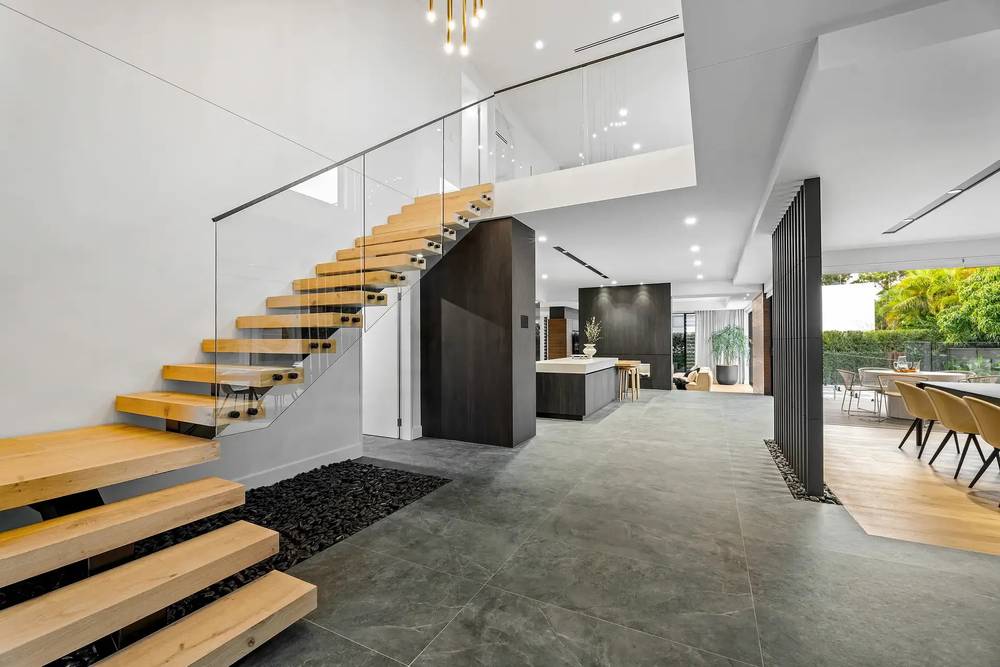 5 Maxwell Brown Drive, Southport, QLD 4215