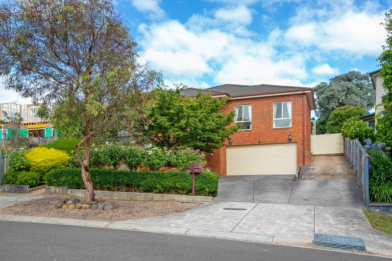 16 Symon Crescent, GREENSBOROUGH, VIC 3088