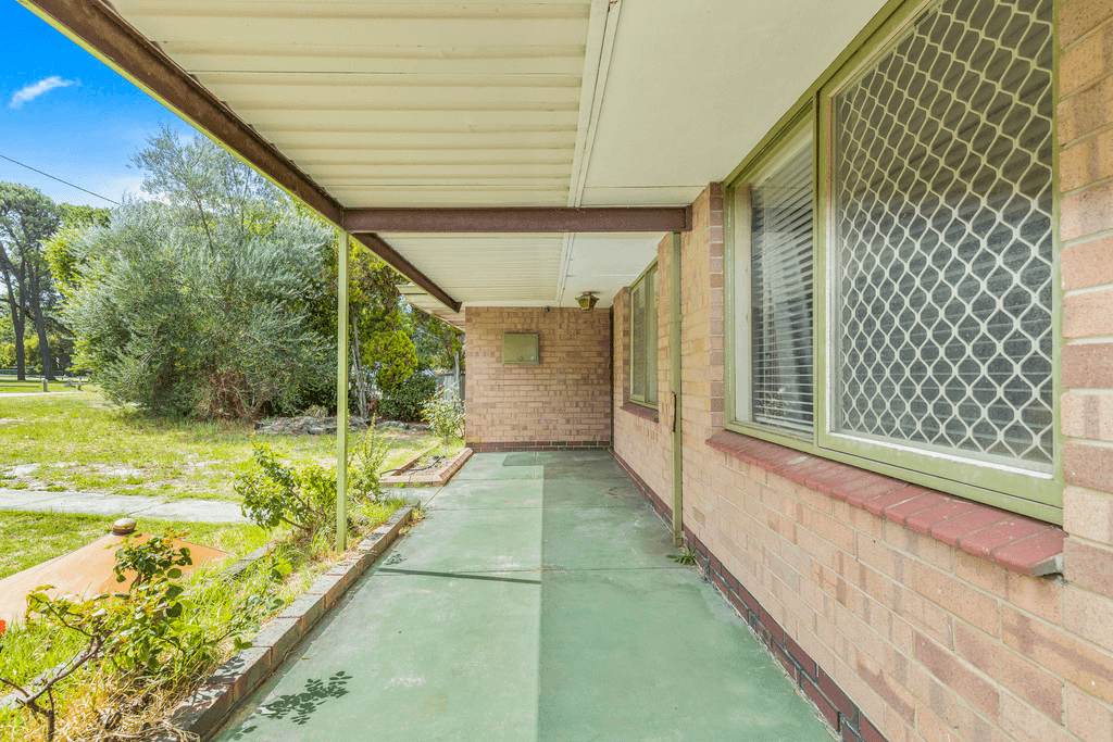 33 Connaught Street, FORRESTFIELD, WA 6058