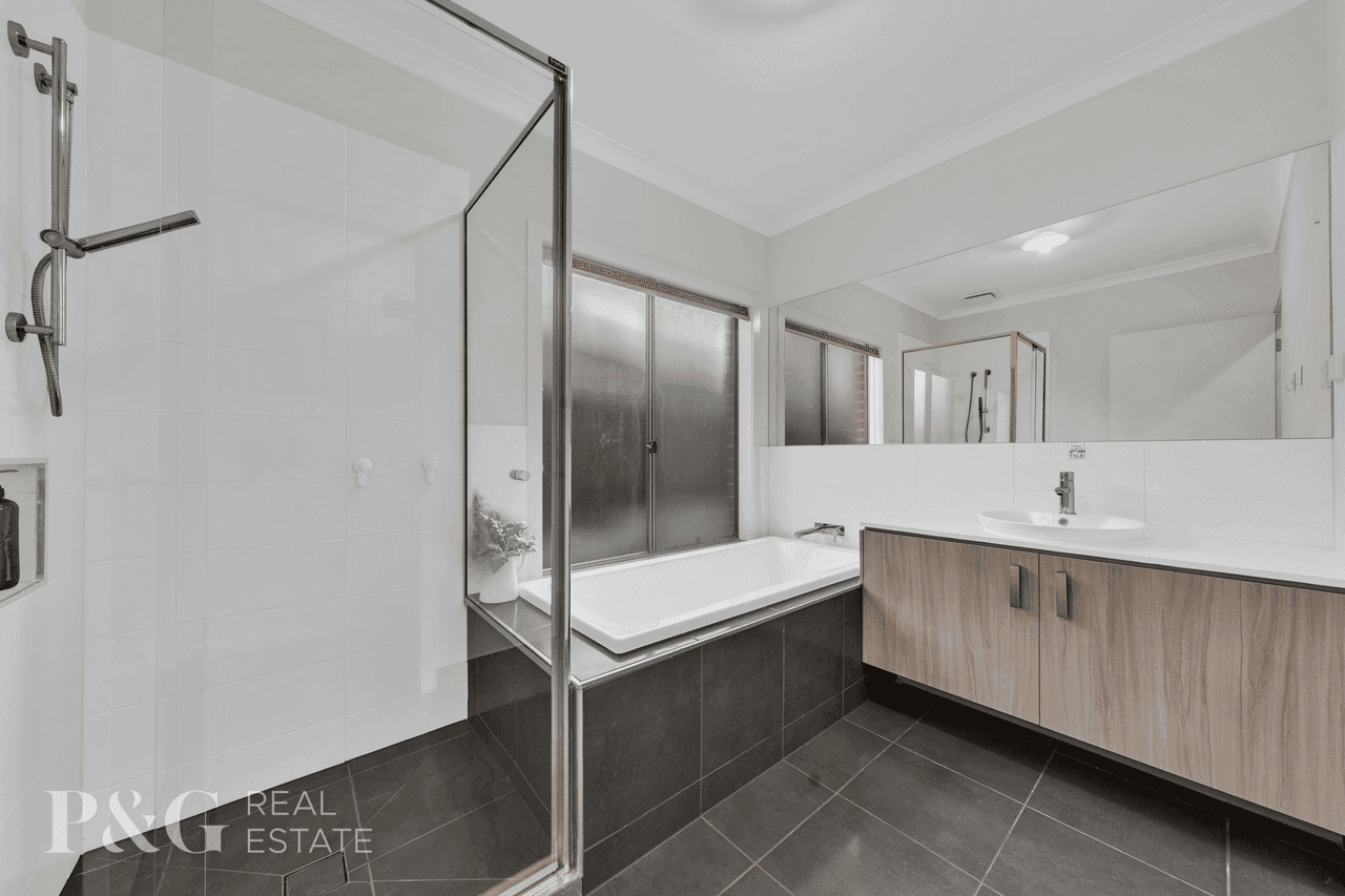 36 Lexington Crescent, OFFICER, VIC 3809