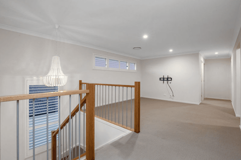 28 Moreton Drive, JACOBS WELL, QLD 4208