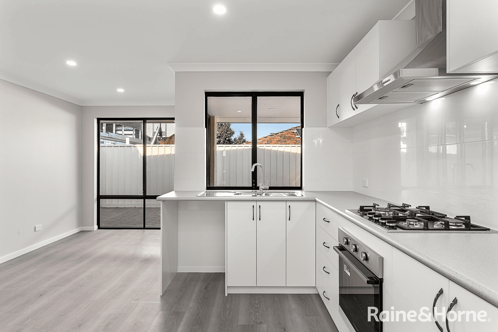 2B Chilgrove Way, BALGA, WA 6061