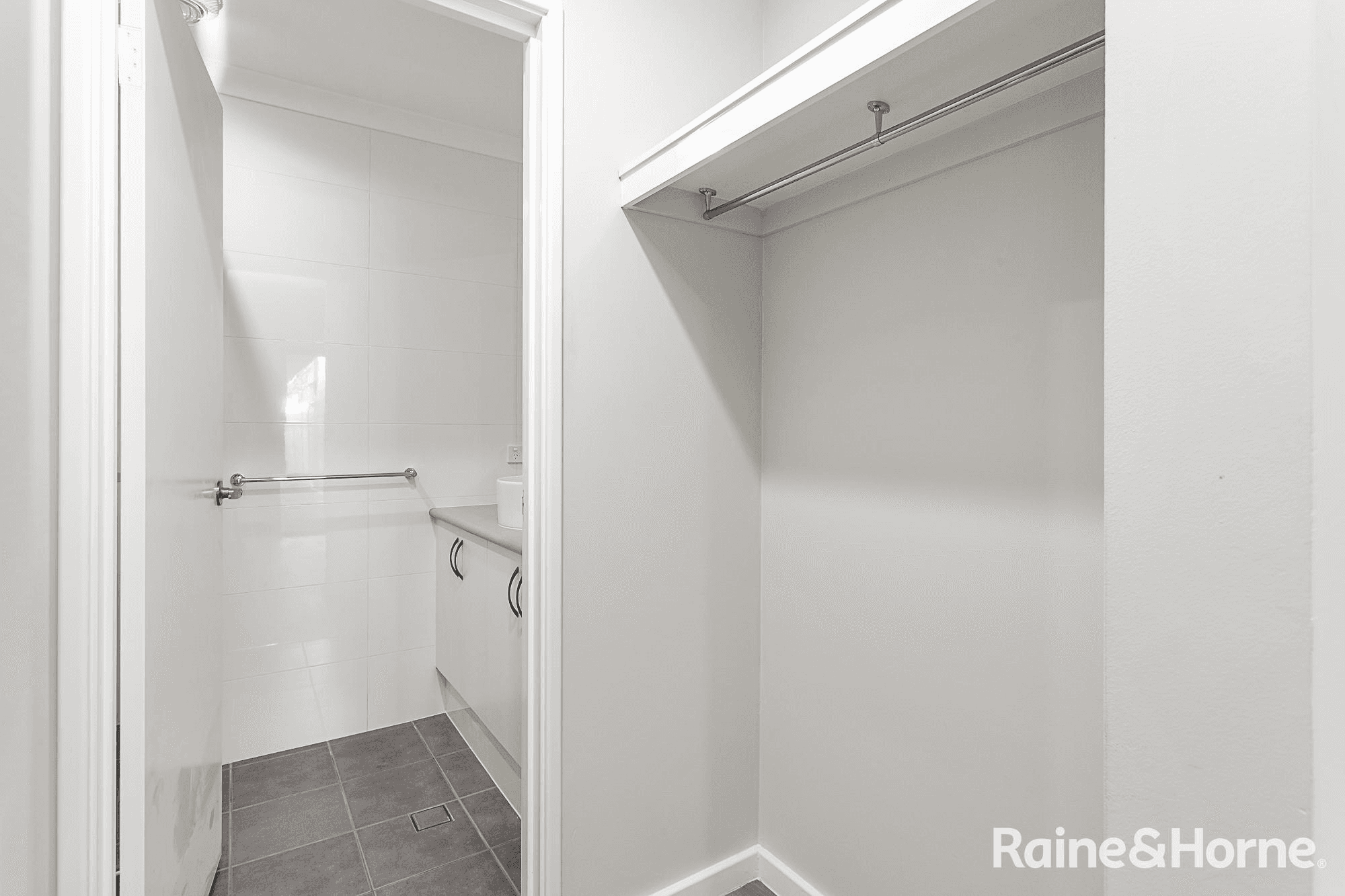 2B Chilgrove Way, BALGA, WA 6061