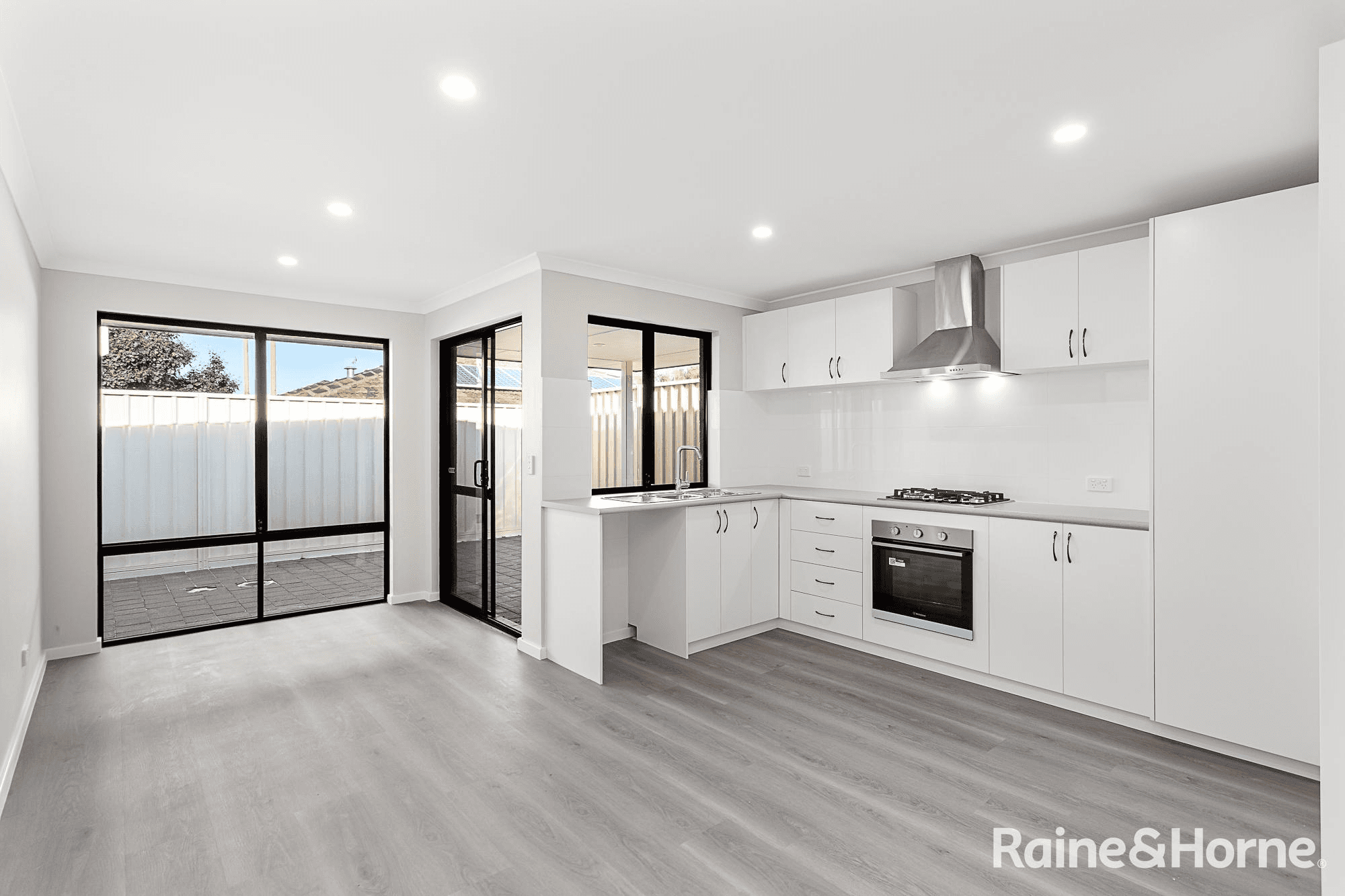2B Chilgrove Way, BALGA, WA 6061