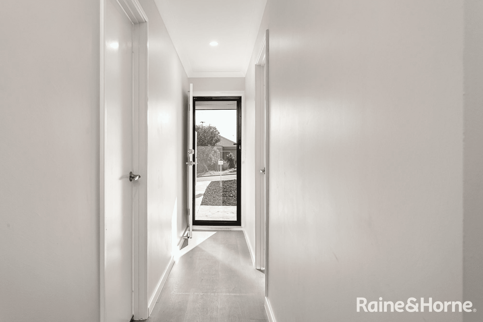 2B Chilgrove Way, BALGA, WA 6061