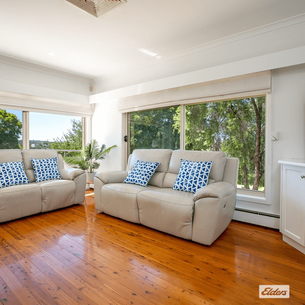 260-262 Highview Crescent, Lavington, NSW 2641