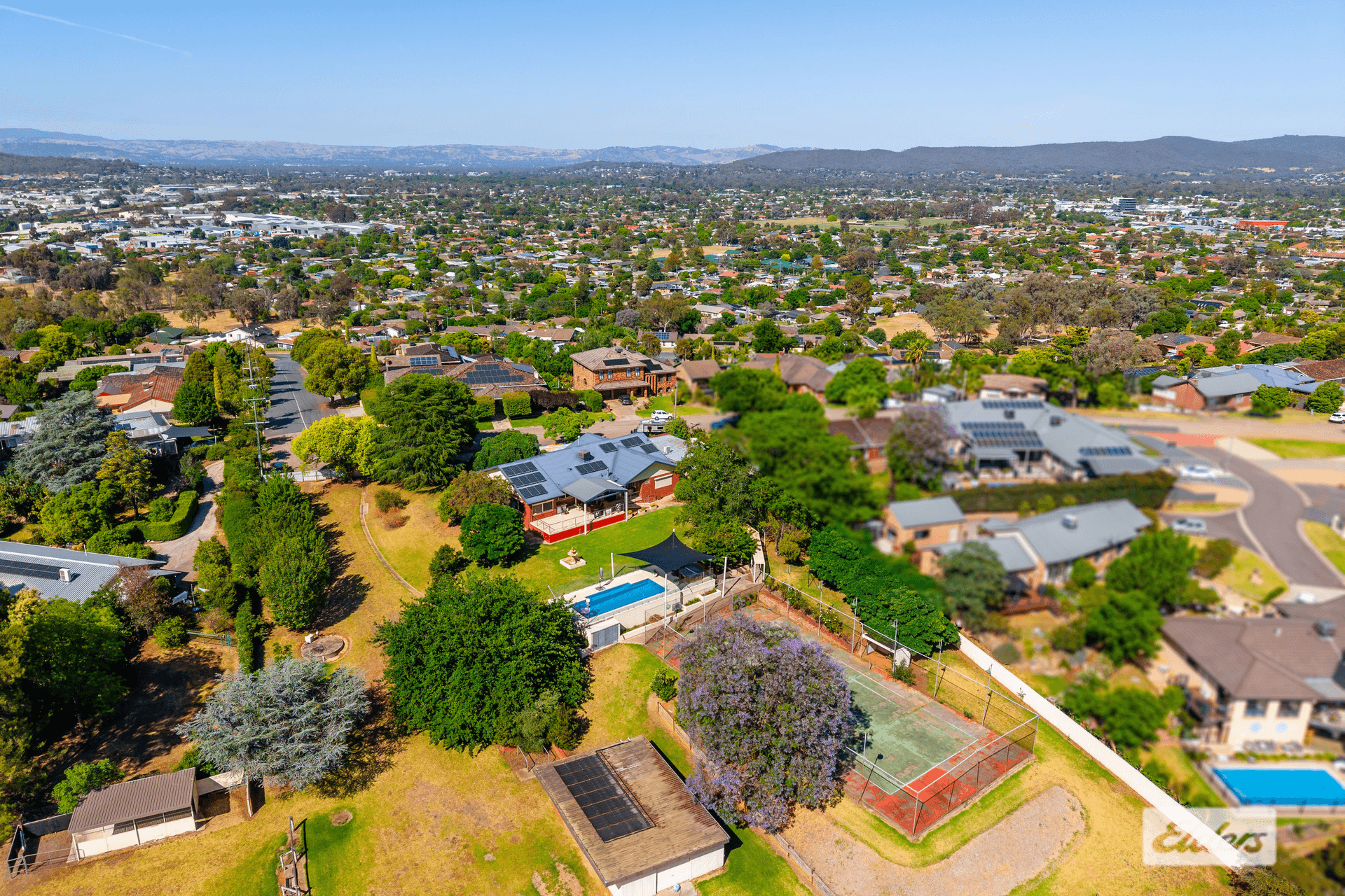 260-262 Highview Crescent, Lavington, NSW 2641