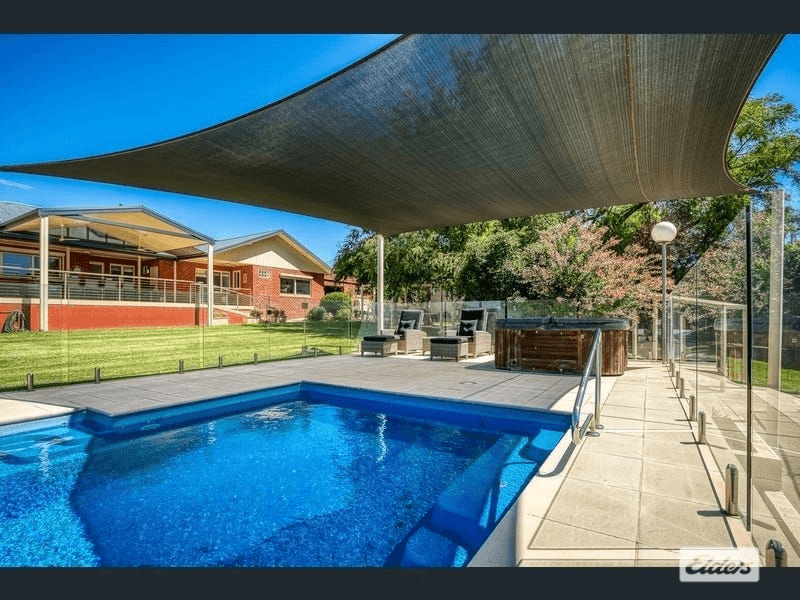 260-262 Highview Crescent, Lavington, NSW 2641