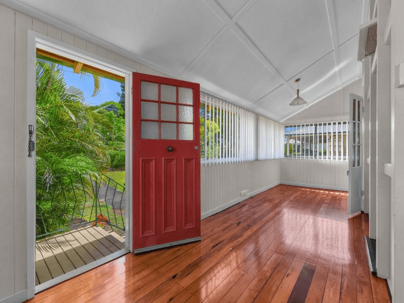 15 Evelyn Street, GRANGE, QLD 4051