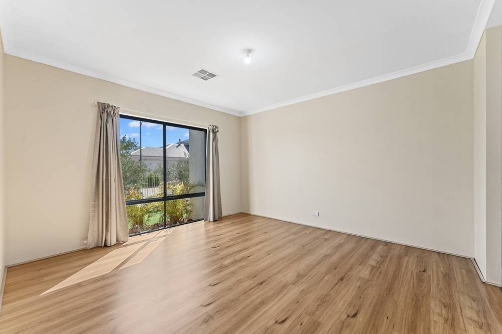 16 Dunlop Street, BALDIVIS, WA 6171