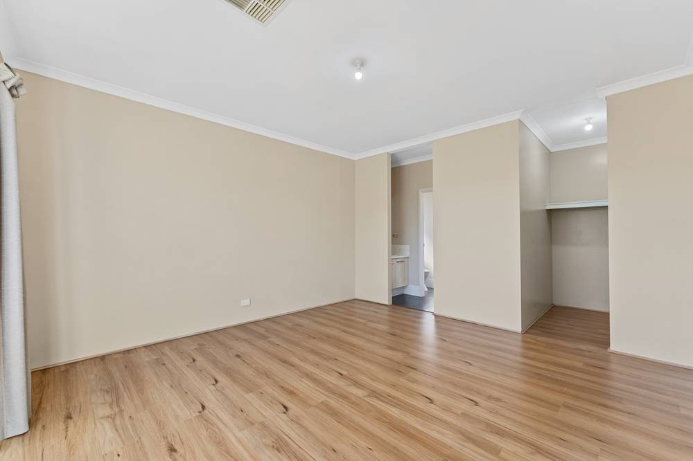 16 Dunlop Street, BALDIVIS, WA 6171