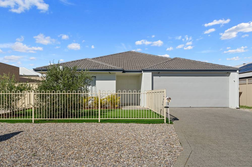 16 Dunlop Street, BALDIVIS, WA 6171
