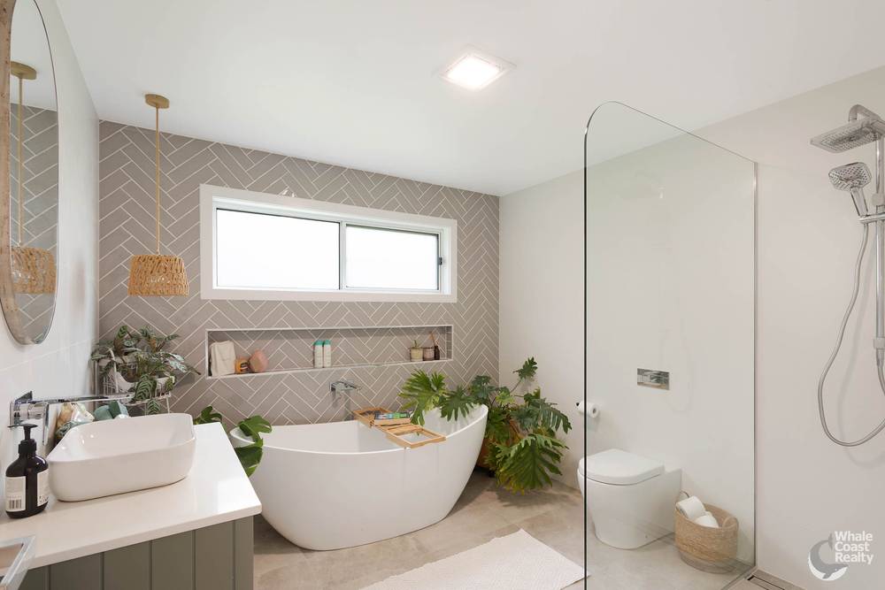 130b Rainforest Parkway, NAROOMA, NSW 2546